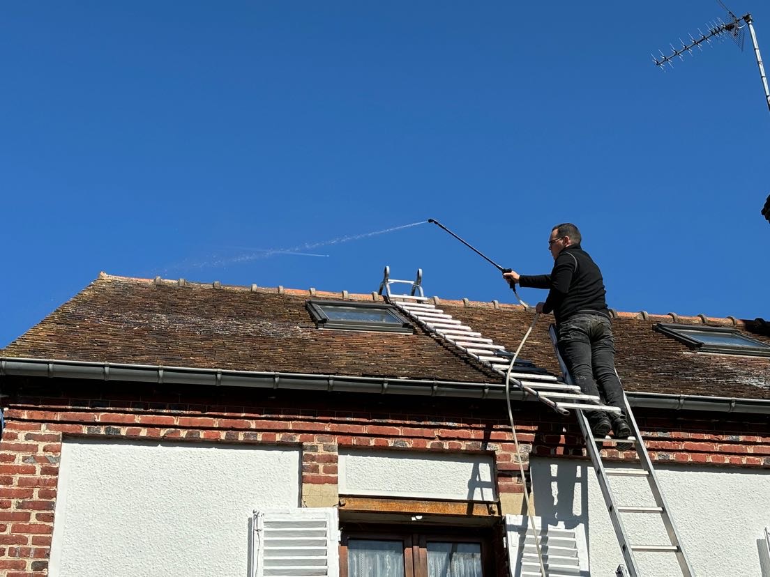 Entretien de toiture en briques et tuiles traditionnelles